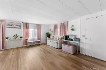 3883 Spc 45 Buchanan Street, Riverside, CA 92503 - Photo 9