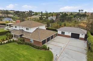 1956 Middle Creek, Riverside, CA 92506 - Photo 5