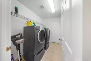 13703 Hidden Mesa Ct, Victorville, CA 92394 - Photo 19