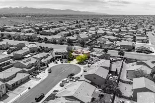 13703 Hidden Mesa Ct, Victorville, CA 92394 - Photo 3