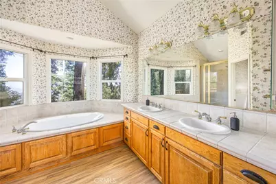 295 Fairway Drive, Lake Arrowhead, CA 92352 - Photo 17