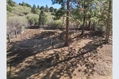 2160 Mariposa, Big Bear City, CA 92314 - Photo 37