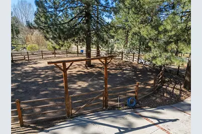 2160 Mariposa, Big Bear City, CA 92314 - Photo 7