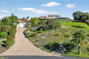 2292 Dos Lomas, Fallbrook, CA 92028 - Photo 1