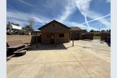 19534 Kiningham Drive, Bloomington, CA 92316 - Photo 35