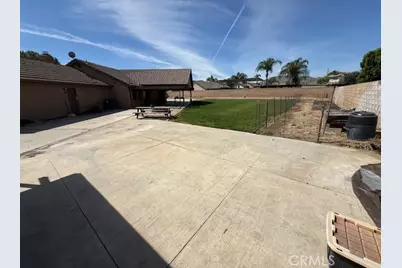 19534 Kiningham Drive, Bloomington, CA 92316 - Photo 33