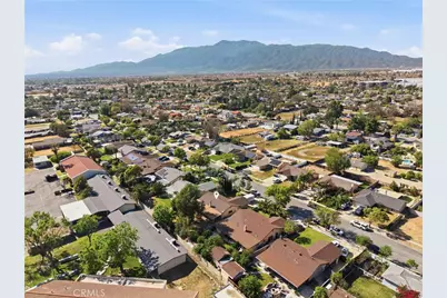 17465 Ramona, Fontana, CA 92336 - Photo 39