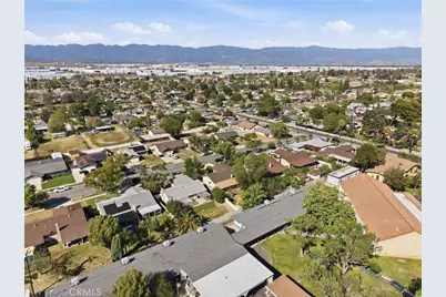 17465 Ramona, Fontana, CA 92336 - Photo 37