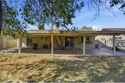 17465 Ramona, Fontana, CA 92336 - Photo 31