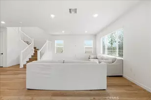 20800 Pio Pico Ct, Newhall, CA 91321 - Photo 5
