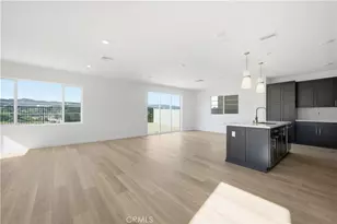 20800 Pio Pico Ct, Newhall, CA 91321 - Photo 3