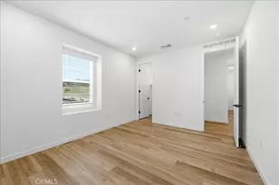 20800 Pio Pico Ct, Newhall, CA 91321 - Photo 27