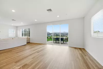 20800 Pio Pico Court, Newhall, CA 91321 - Photo 7