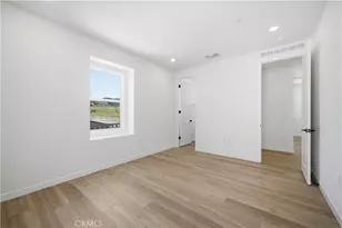 20800 Pio Pico Ct, Newhall, CA 91321 - Photo 15