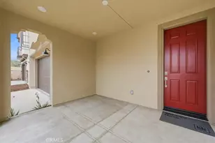 20804 Pio Pico Ct, Newhall, CA 91321 - Photo 5