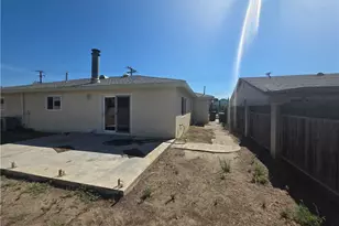 9906 Cypress Ave, Fontana, CA 92335 - Photo 19