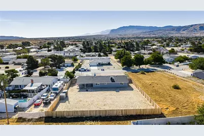 11410 Otowi Road, Apple Valley, CA 92308 - Photo 35