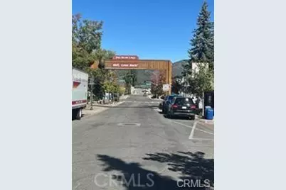 708 W Country Club Boulevard, Big Bear City, CA 92314 - Photo 21