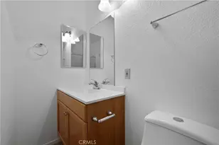 1909 N Summit, Pasadena, CA 91103 - Photo 15