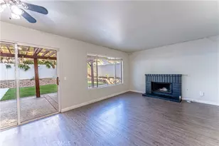 15664 Biarritz Ct, Moreno Valley, CA 92555 - Photo 11