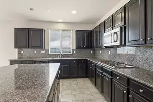 16562 Village Meadow, Riverside, CA 92503 - Photo 7
