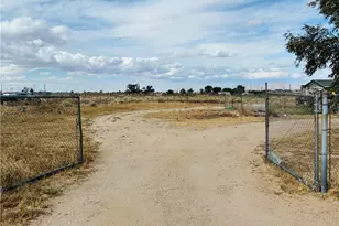 13636 Gabriel, Victorville, CA 92392 - Photo 25