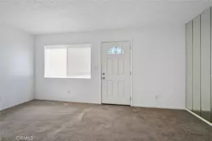 1909 N Summit, Pasadena, CA 91103 - Photo 5