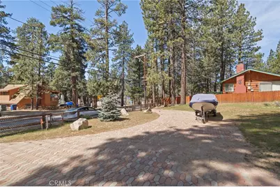 459 Edgemoor, Big Bear Lake, CA 92315 - Photo 9