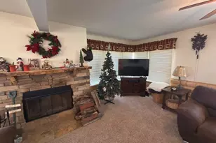 32983 Canyon, Green Valley Lake, CA 92341 - Photo 27