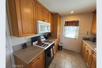 32983 Canyon, Green Valley Lake, CA 92341 - Photo 9