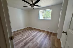 320 Sky View Ln, Crestline, CA 92325 - Photo 11