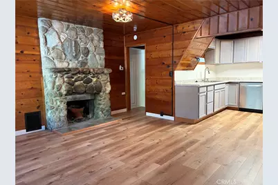 320 Sky View Lane, Crestline, CA 92325 - Photo 5