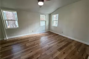 320 Sky View Ln, Crestline, CA 92325 - Photo 17