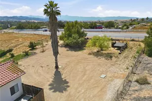 18085 Golden Leaf Ln, Riverside, CA 92504 - Photo 37