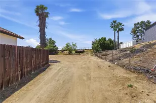 18085 Golden Leaf Ln, Riverside, CA 92504 - Photo 39