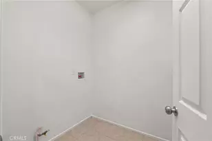 13579 Thunderbird, Victorville, CA 92392 - Photo 11