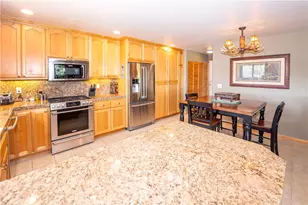 28244 Arbon Ln, Lake Arrowhead, CA 92352 - Photo 15