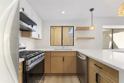 10219 Pinewood #2, Tujunga, CA 91042 - Photo 13