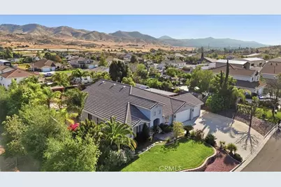 19247 Mountain Shadow Lane, Perris, CA 92570 - Photo 7