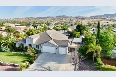 19247 Mountain Shadow Lane, Perris, CA 92570 - Photo 5