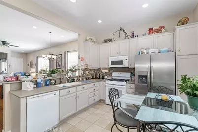 19493 Tor Hill, Apple Valley, CA 92308 - Photo 9