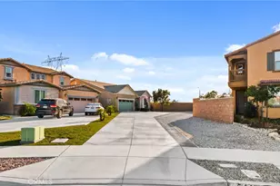 5448 La Bodega Wy, Fontana, CA 92336 - Photo 33