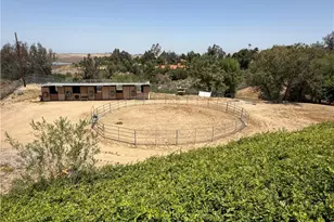 20370 Lakeridge, Perris, CA 92570 - Photo 9
