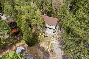 27538 Meadow Dr, Lake Arrowhead, CA 92352 - Photo 29