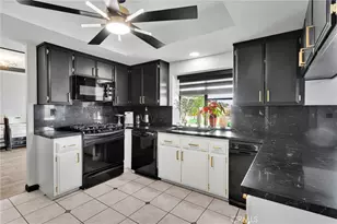 11665 Winterhawk, Apple Valley, CA 92308 - Photo 17