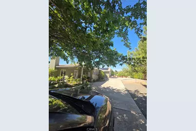 16486 Hughes Road, Victorville, CA 92395 - Photo 11