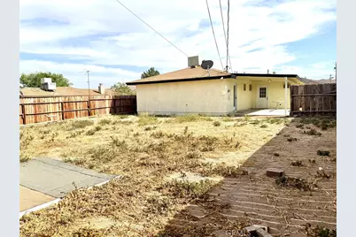 930 W Franklin Avenue, Ridgecrest, CA 93555 - Photo 31