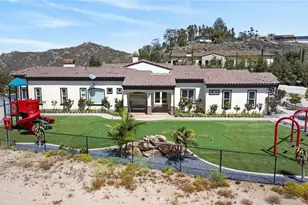 6355 Cresthaven, Riverside, CA 92506 - Photo 65
