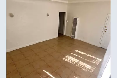 6812 S Hoover, Los Angeles, CA 90044 - Photo 29