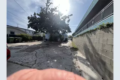 6812 S Hoover, Los Angeles, CA 90044 - Photo 5